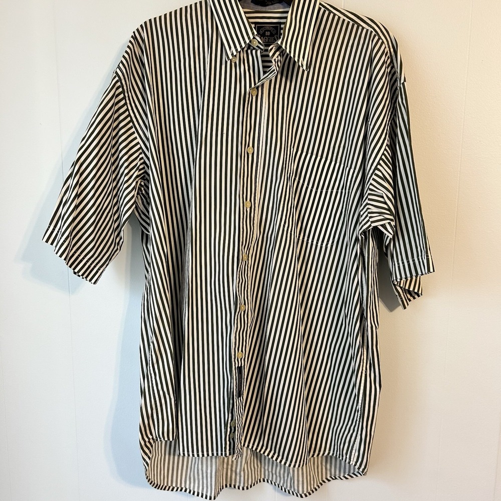 Men's, Large BD Baggies Green, White Striped‎ Button-Down, Short Sleeve Shirt.